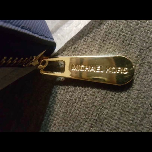 Michael Kors Tote - Picture 6 of 6